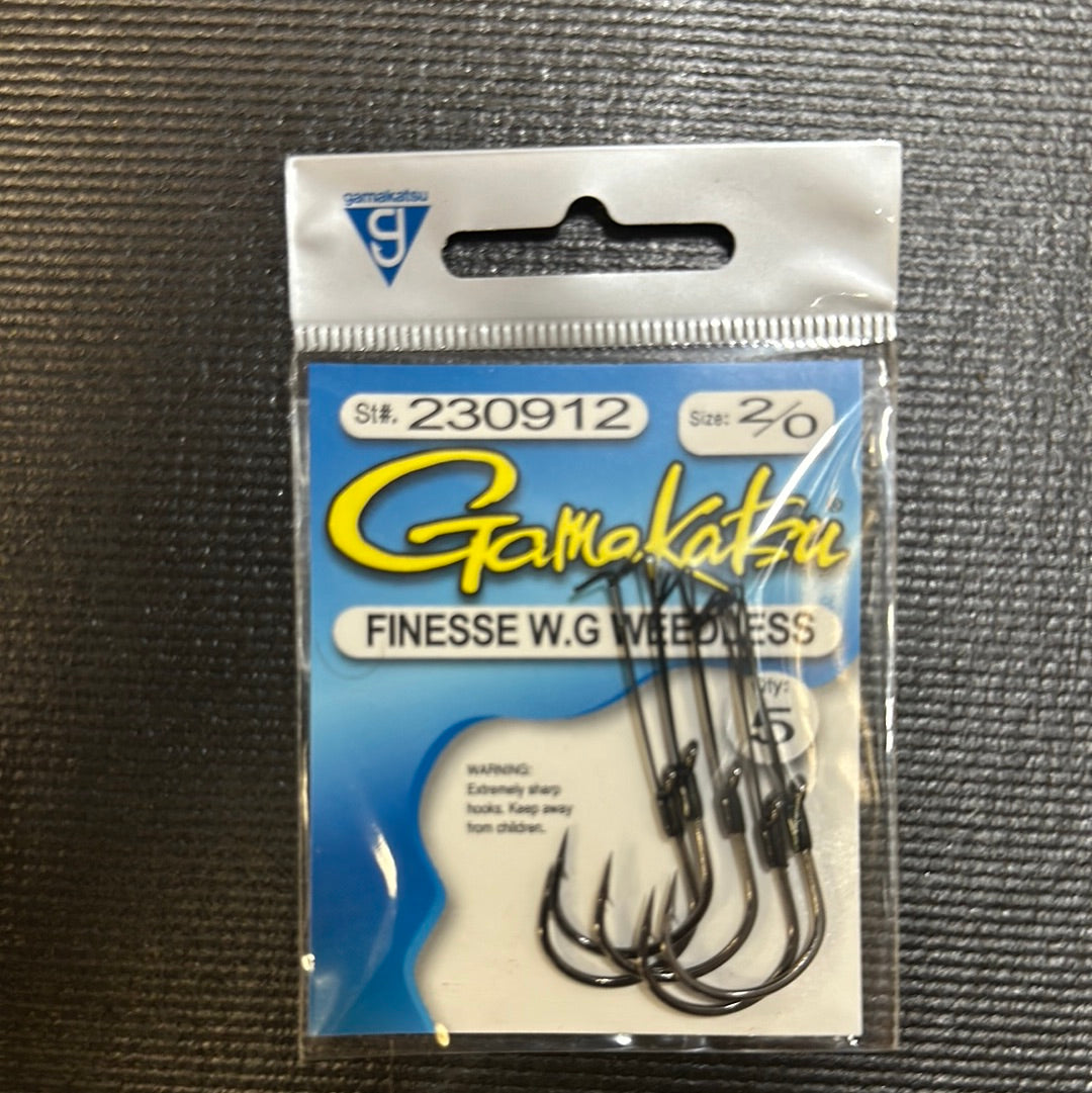 Gamakatsu 2/0 finesse wide gap weedless