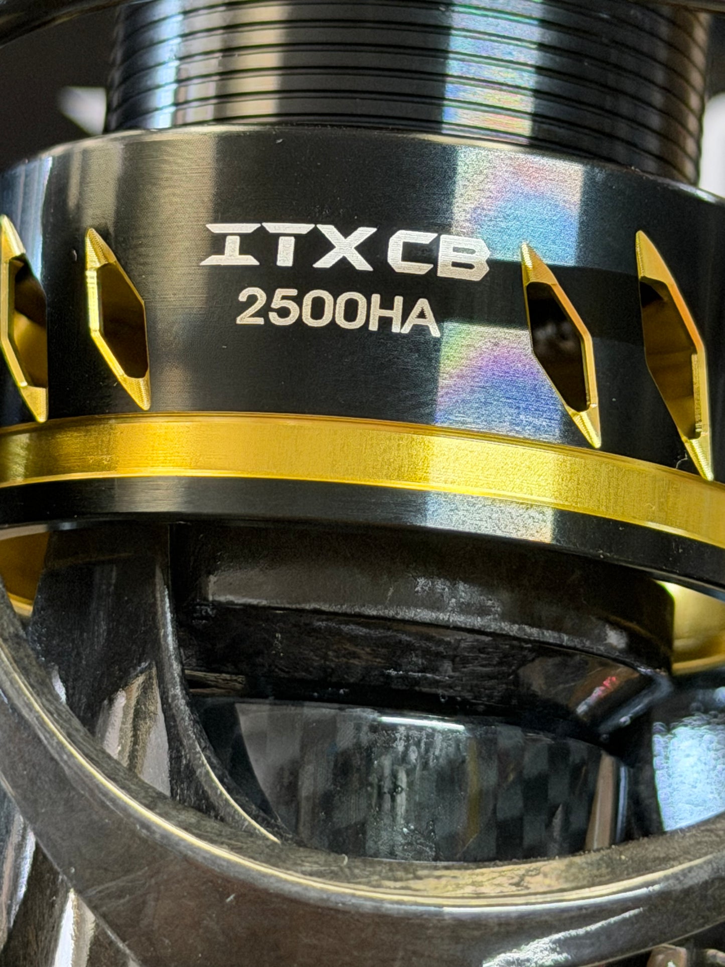 Okuma ITX CB 2500 HA Spinning Reel