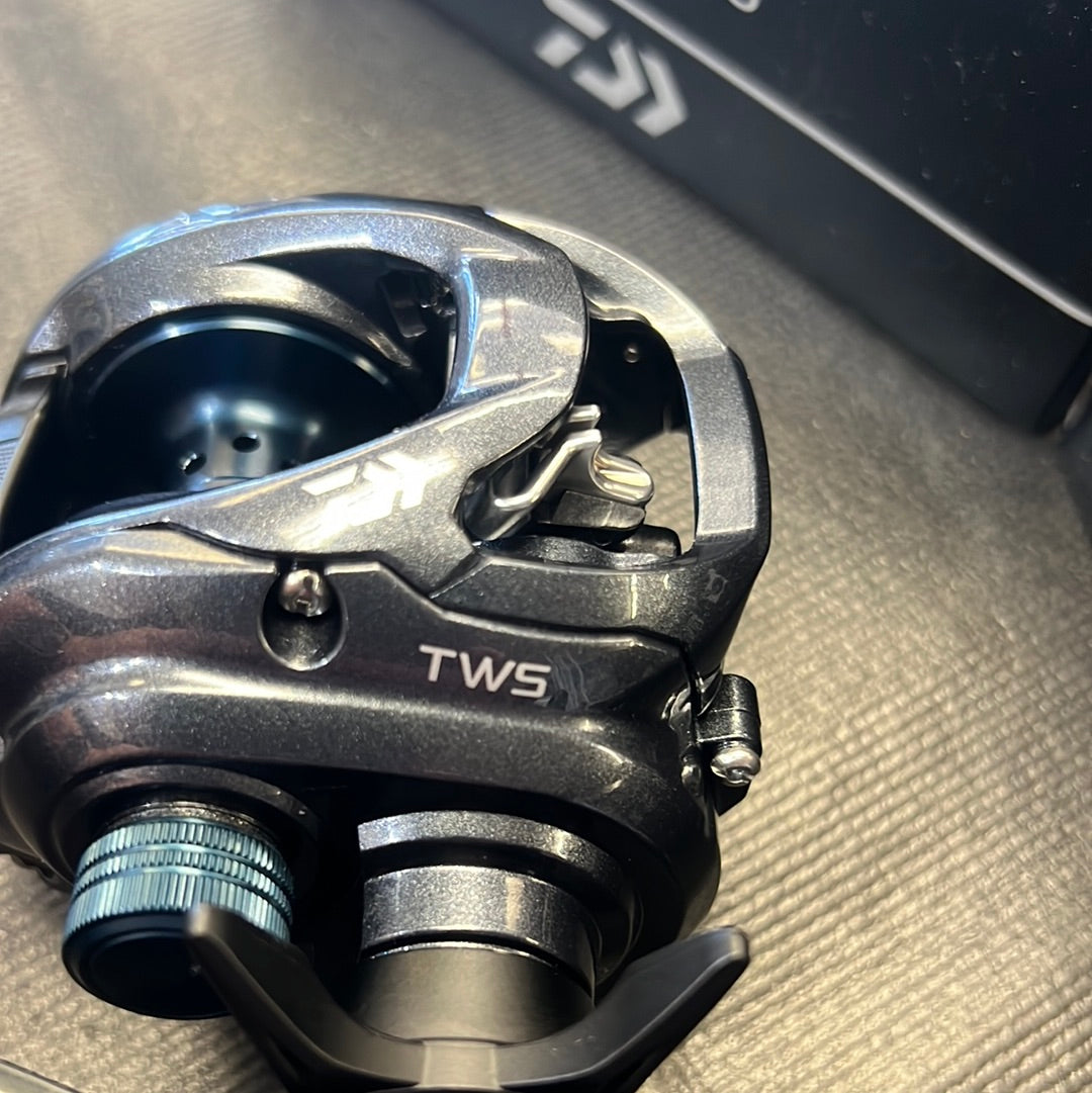 Daiwa Tatula 100XS Casting Reel Right Hand