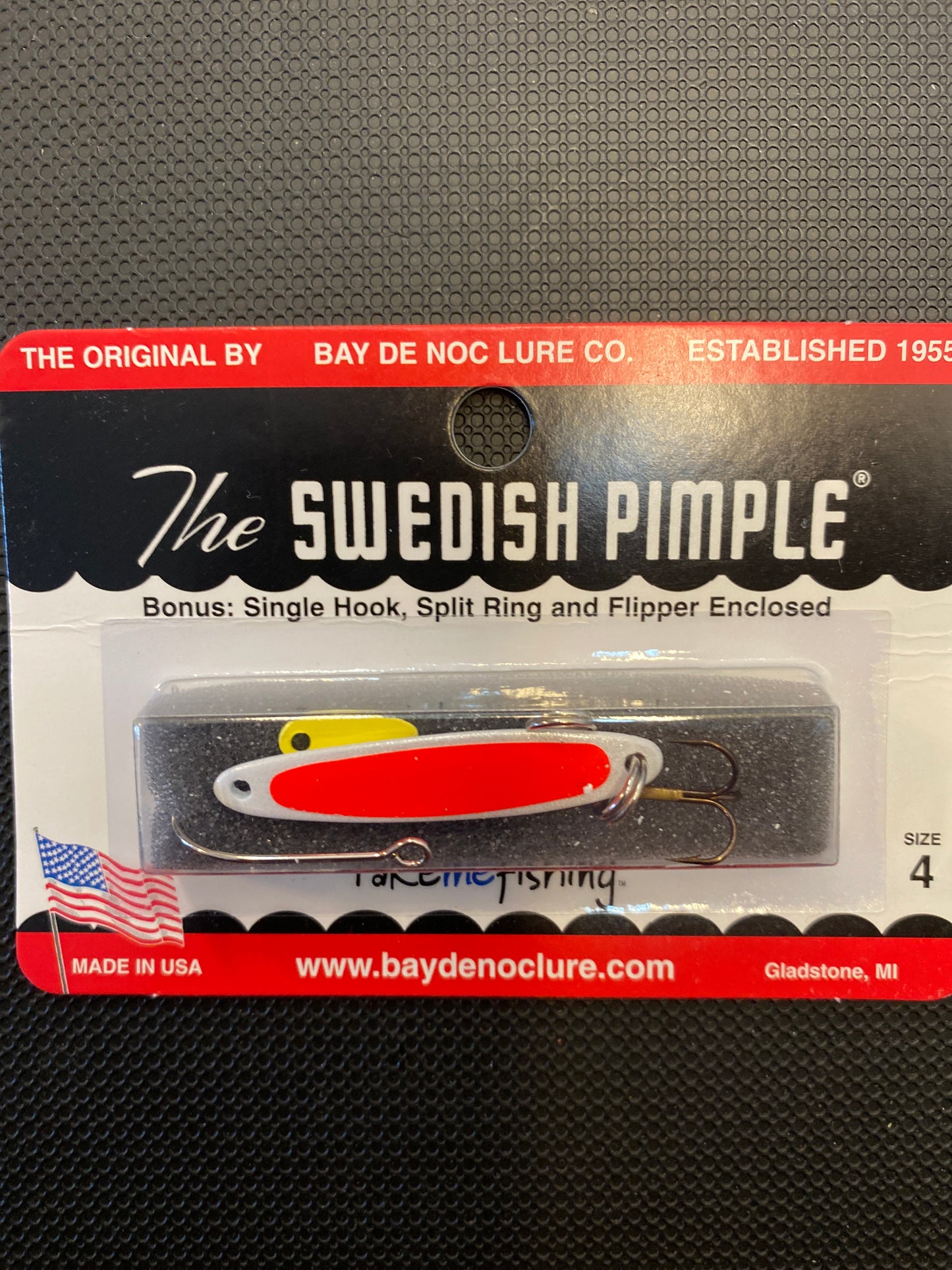 Swedish Pimple size 4 White / Orange Pearl