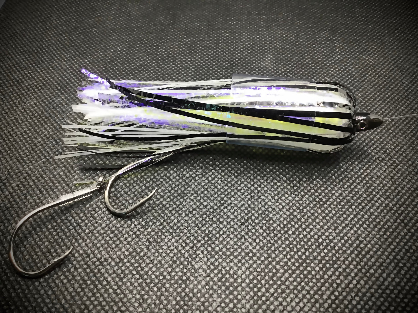 Superfly 4" Black Ice Glow