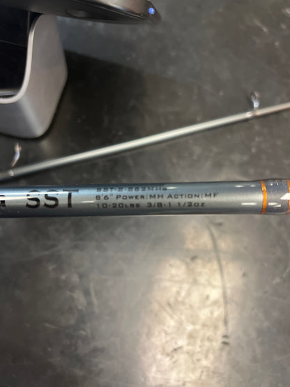 Okuma SST 8'6" Spinning Rod Medium Heavy Action Cork Grip