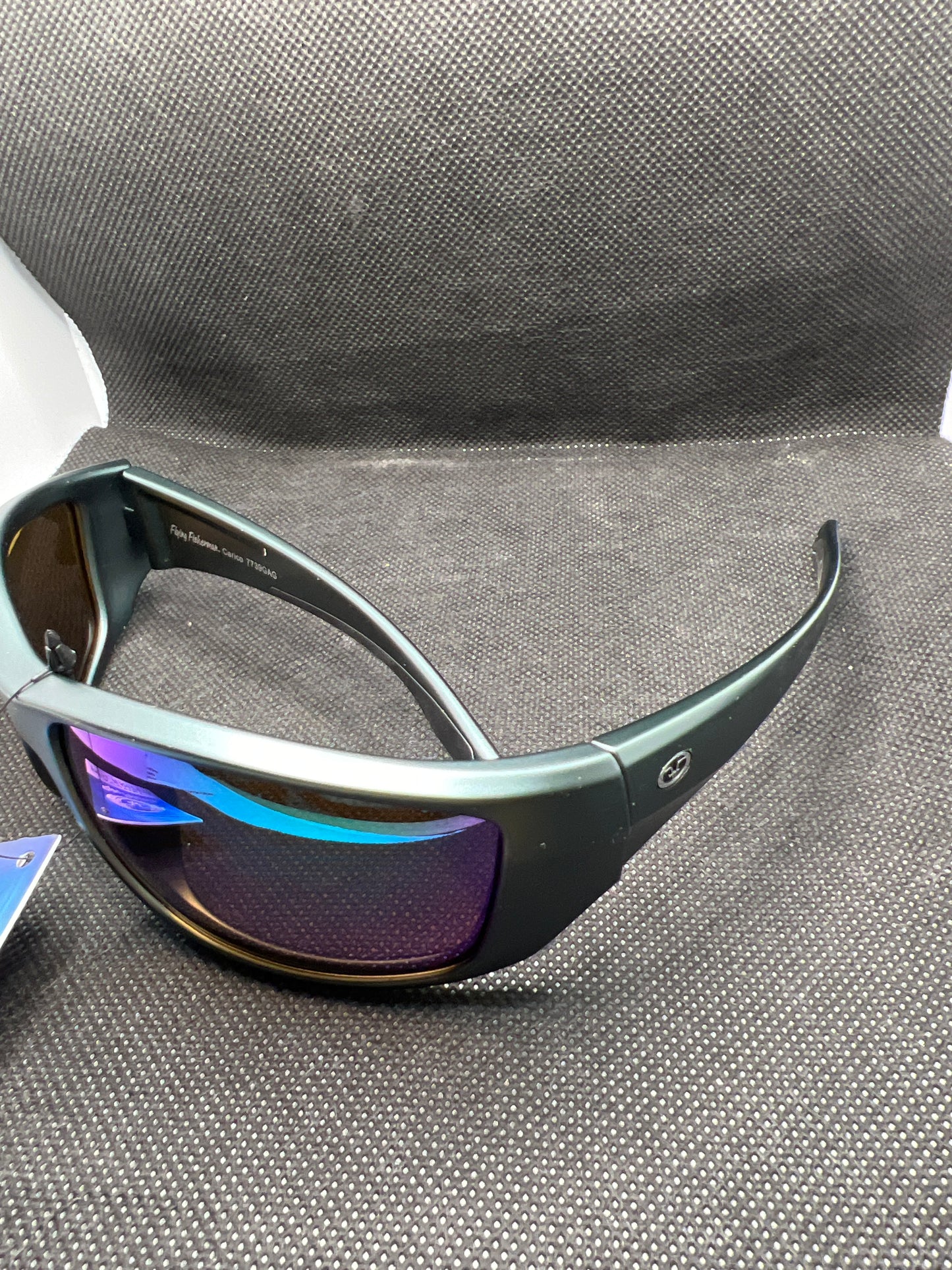 Flying Fisherman Carico Matte Gray/ Amber-Green Mirror