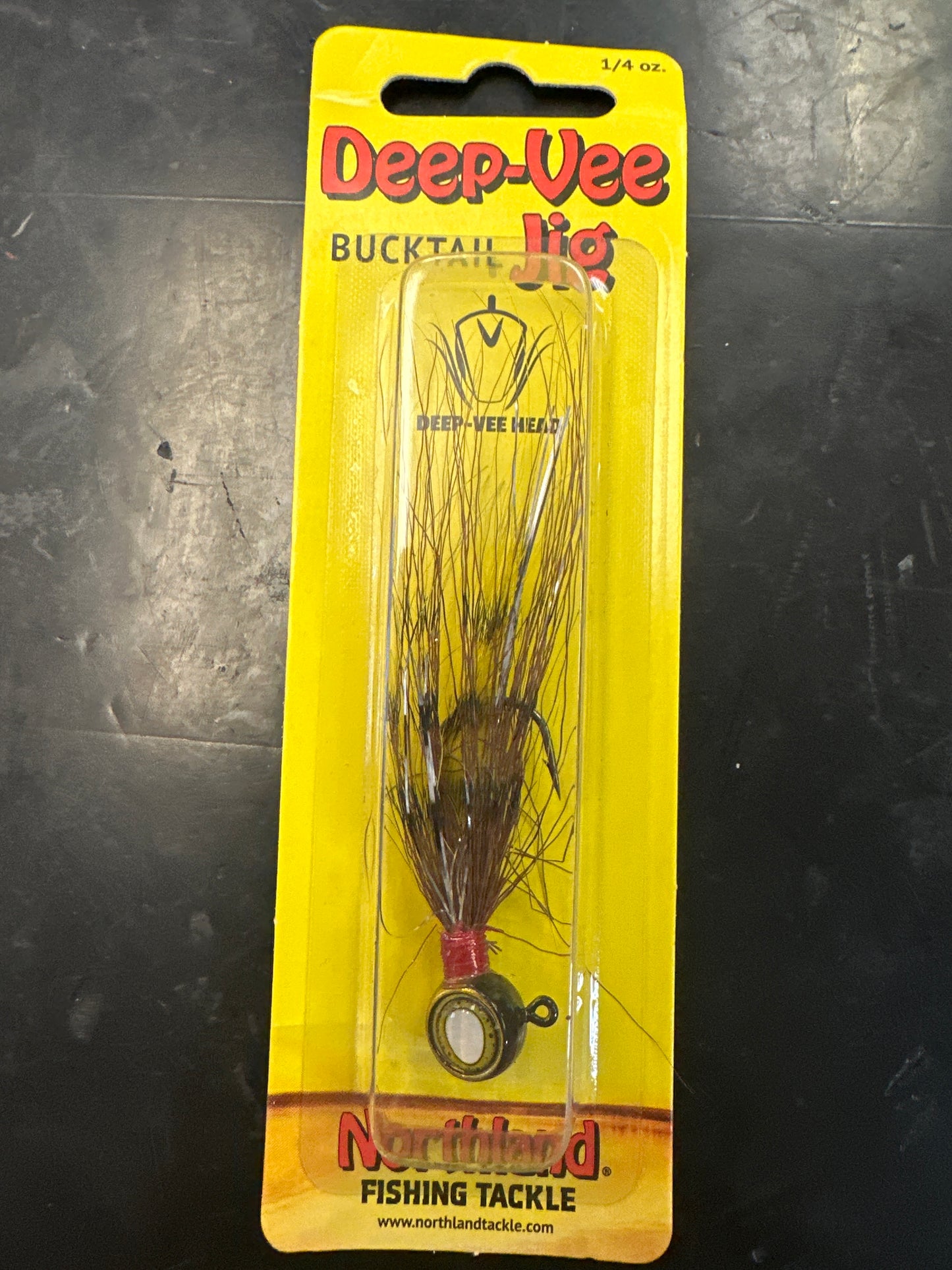 Northland Deep Vee Bucktail Jig 1/4oz walleye