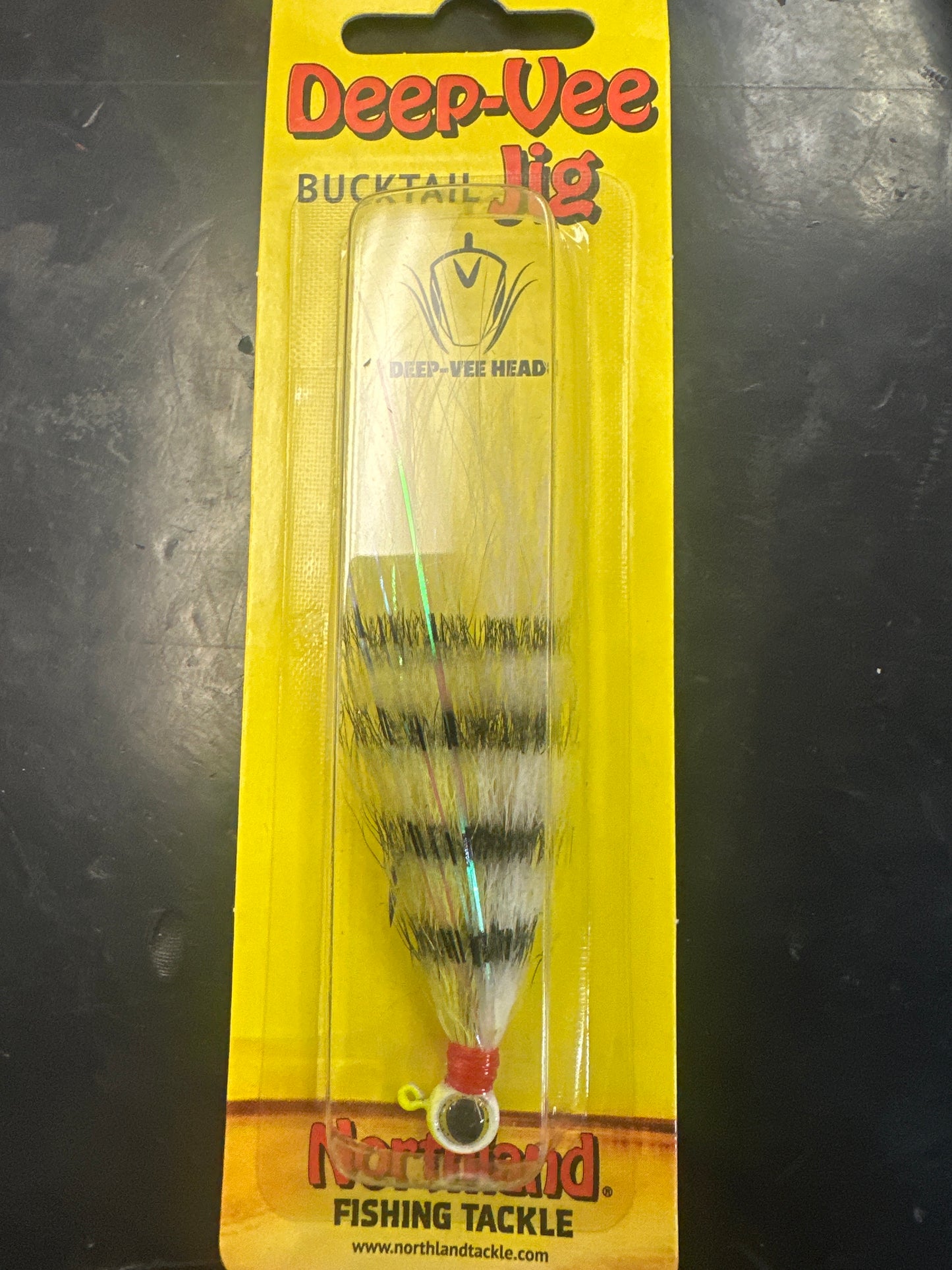 Northland Deep Vee Bucktail Jig 1/16oz chartreuse