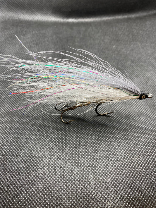Kenny’s Flies Grey Ghost Fly
