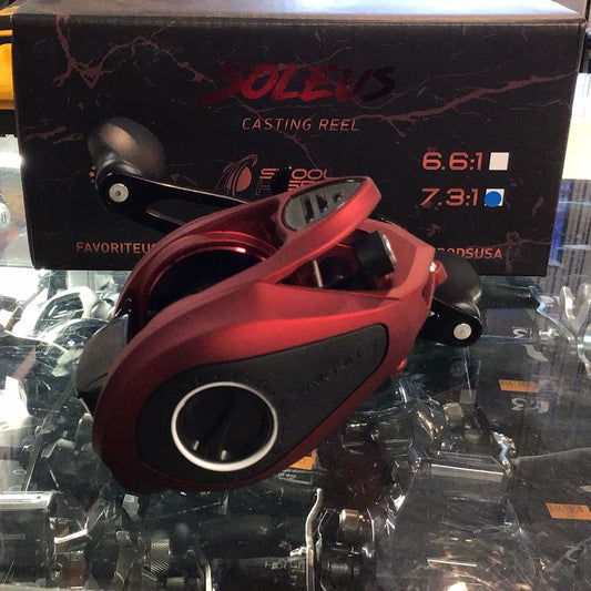 Favorite Soleus Casting Reel Red (left hand)
