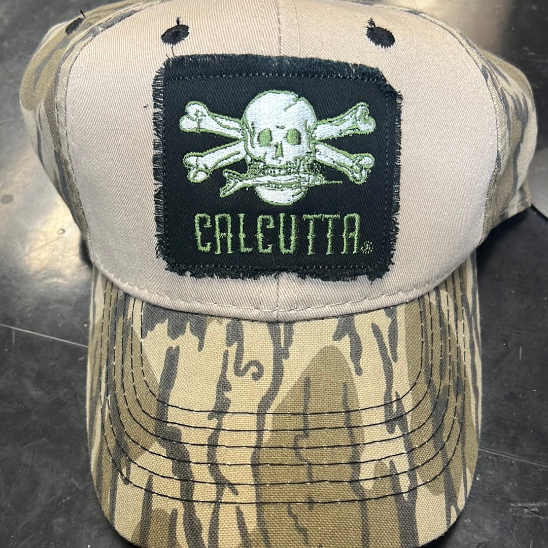 Calcutta Mossy Oak patch hat